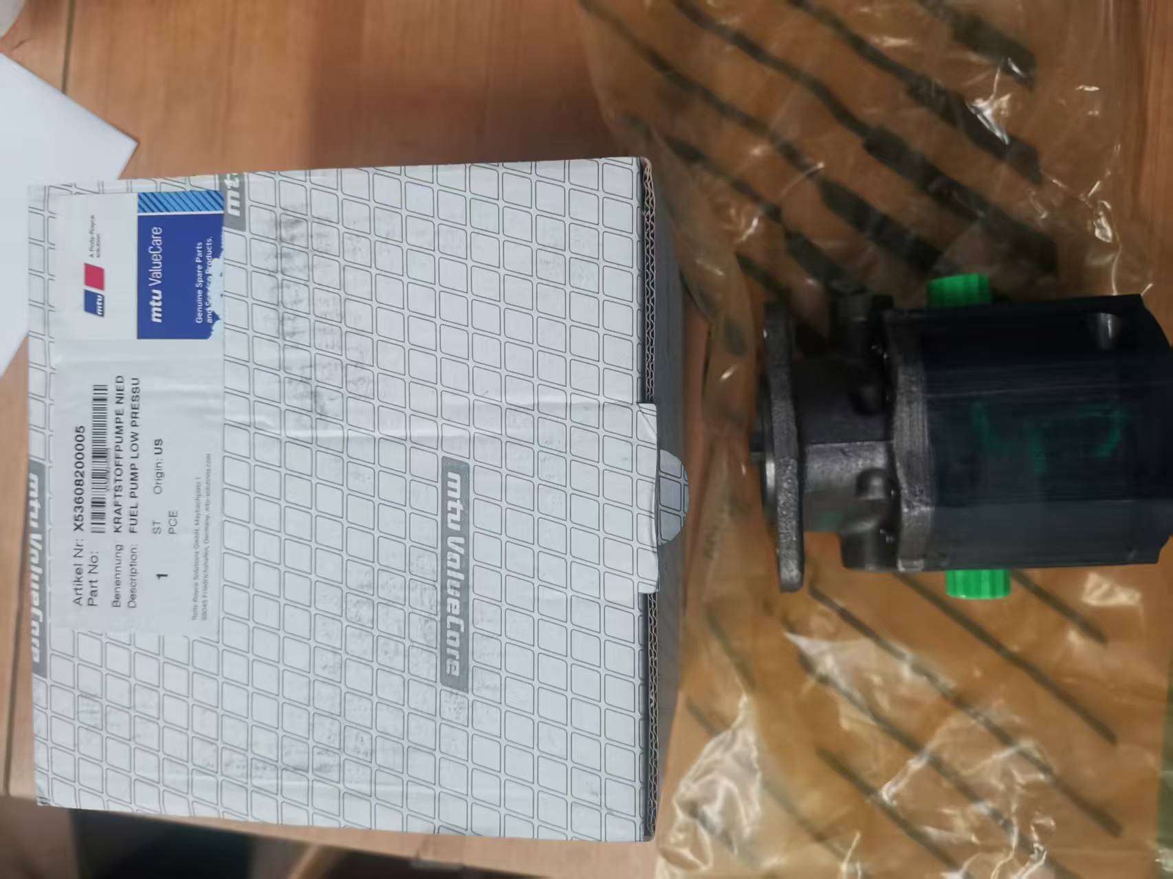 MTU發(fā)動機原裝配件燃油泵X53608200005